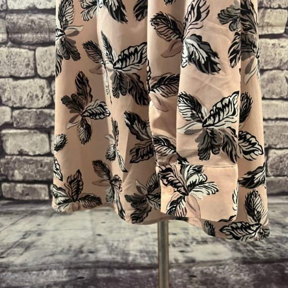 Lane Bryant Floral Long Sleeve Blouse Size 22 - Picture 10 of 11